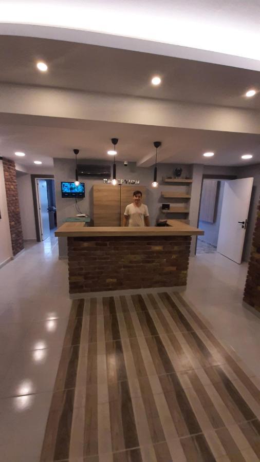 Side Leon Otel Ngoại thất bức ảnh