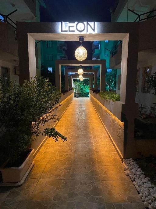 Side Leon Otel Ngoại thất bức ảnh