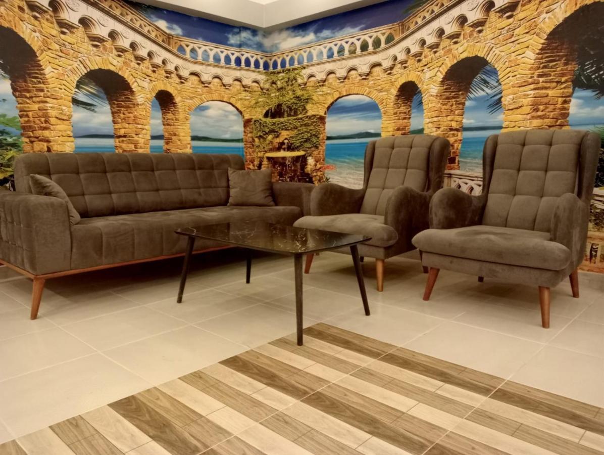 Side Leon Otel Ngoại thất bức ảnh