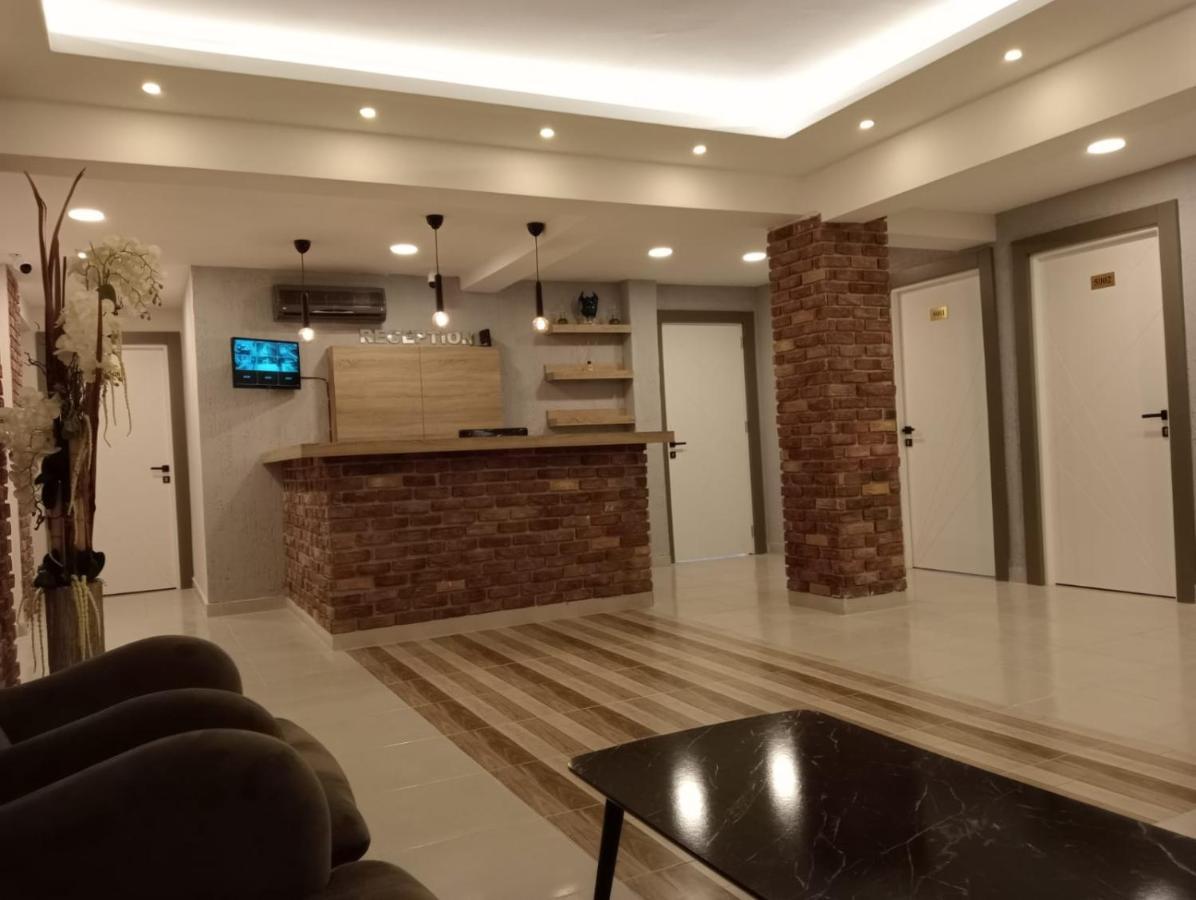 Side Leon Otel Ngoại thất bức ảnh