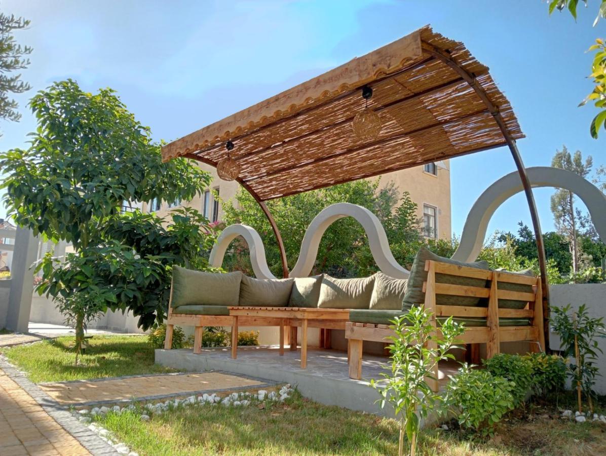 Side Leon Otel Ngoại thất bức ảnh